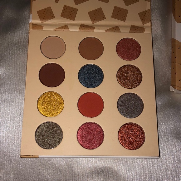 Beauty Bakerie Do It For The Graham 12 Pan Eyeshadow Palette 9.6g NIB - Picture 5 of 12